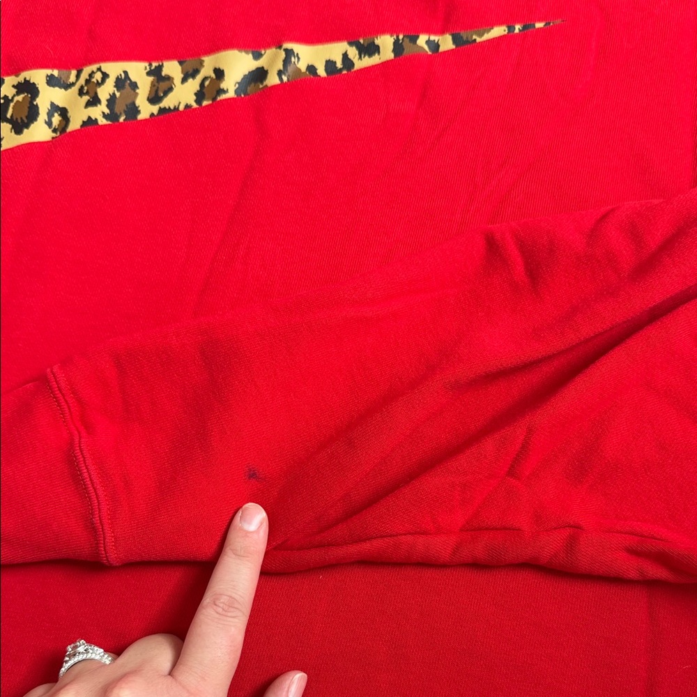 Nike Red Crewneck with Leopard Swoosh - Picture 4 of 4